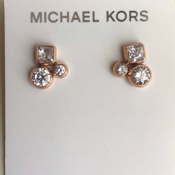 NEW MICHAEL KORS ROSEGOLD CZ CLUSTER STUD EARRINGS - Picture 7 of 7